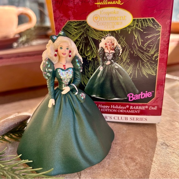 Happy Holidays Barbie Dolls Worth Money Mattel 15646 Barbie Happy